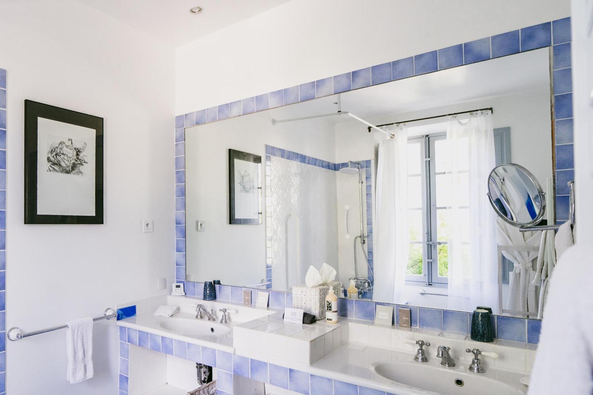Hotel Bastide Rose Le Thor Exterior foto